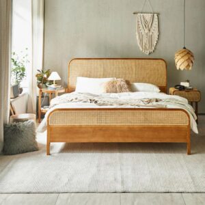 Tritonal Cane Bed